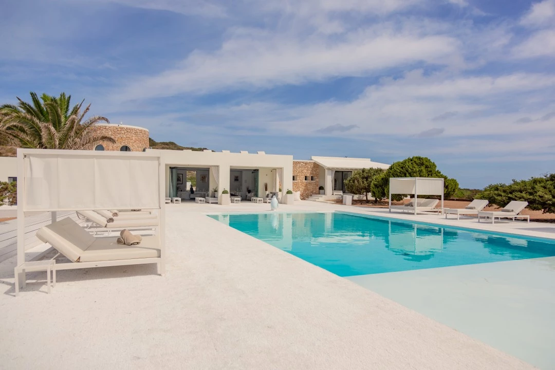 1685638602- Prospectors Luxury real estate Ibiza to rent villa Eden spain property rental chill garden pool outside.webp